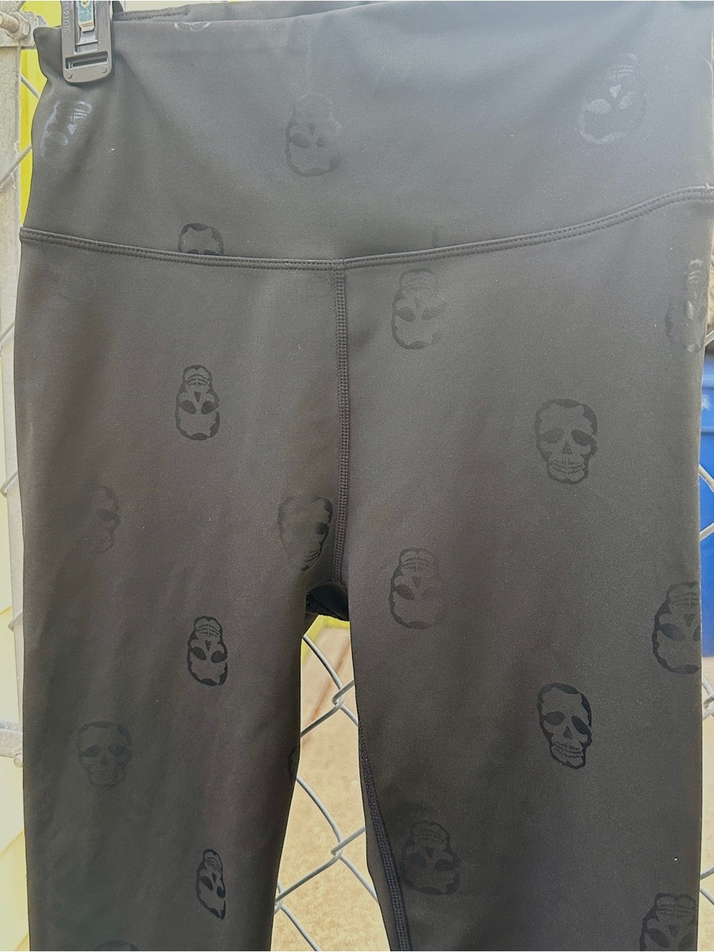 Nanette Lepore Play Black Tonal Skull Foil High Rise Leggings - Size S